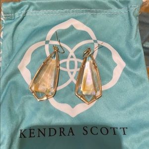 Kendra scott gold and irredentist earings